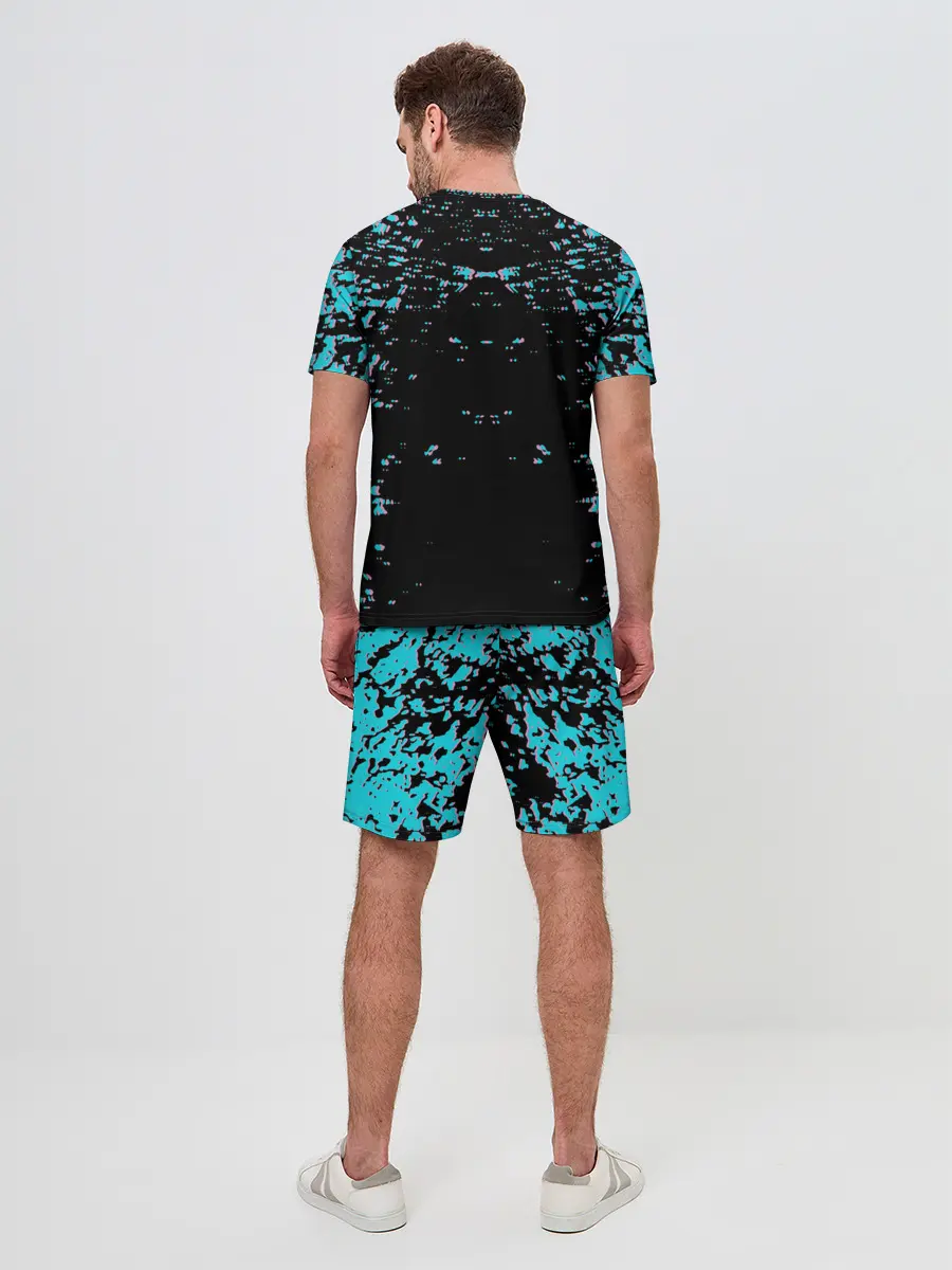 Мужской костюм с шортами / Тима Белорусских.