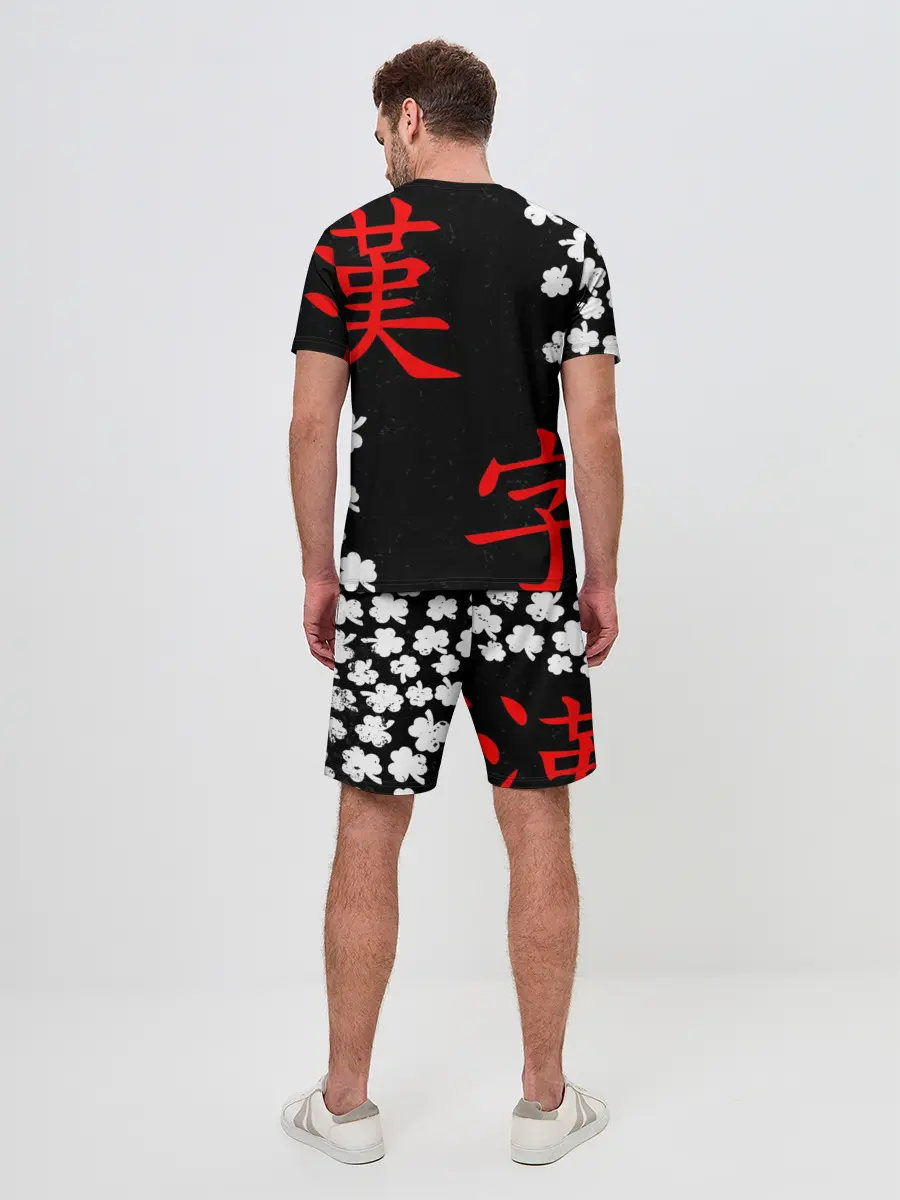 Мужской костюм с шортами / Логотип черный клевер и маленькие листья