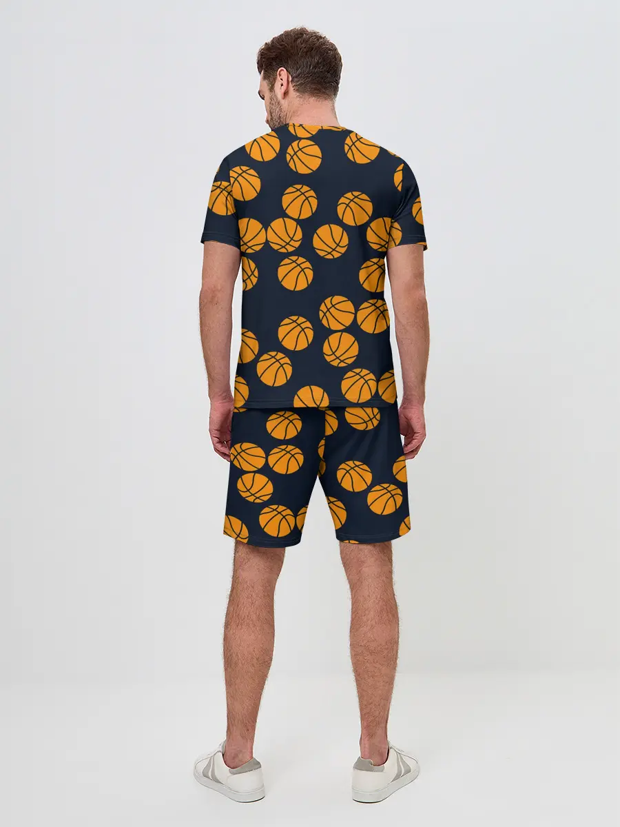 Мужской костюм с шортами / Баскетбольные мячи
