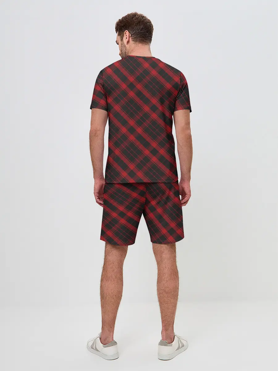Мужской костюм с шортами / Узор в клеточку