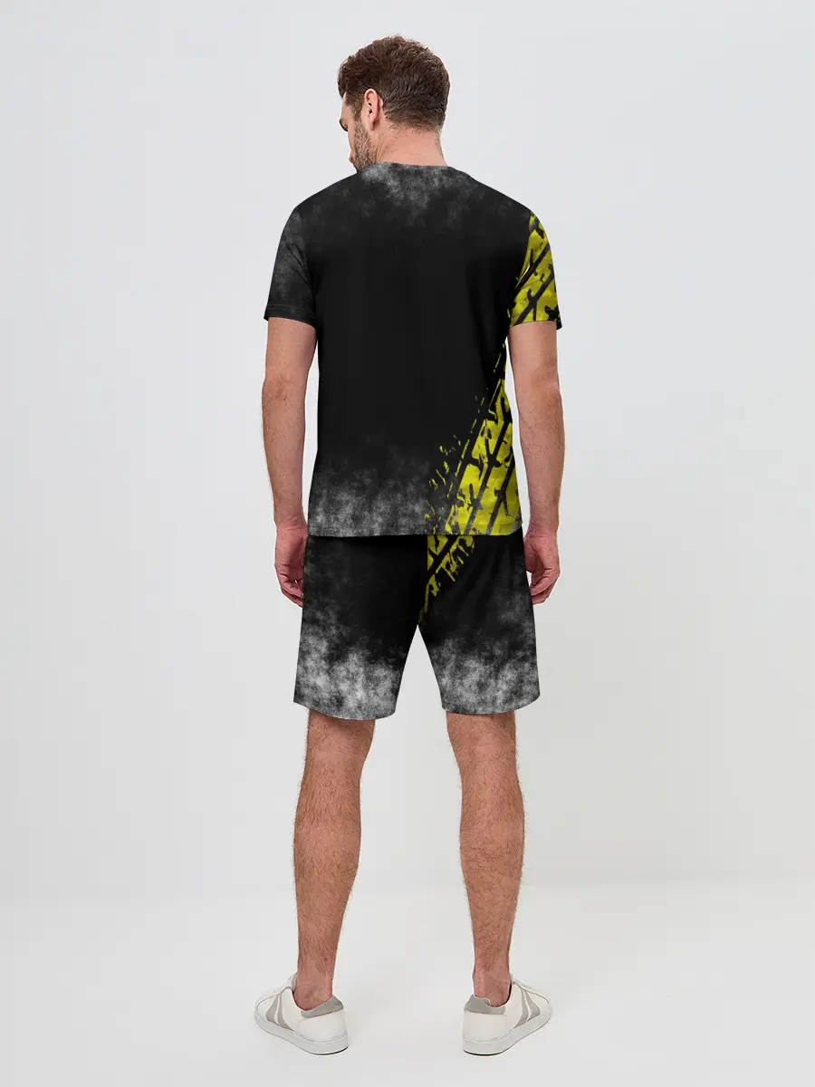 Мужской костюм с шортами / Главный по суете