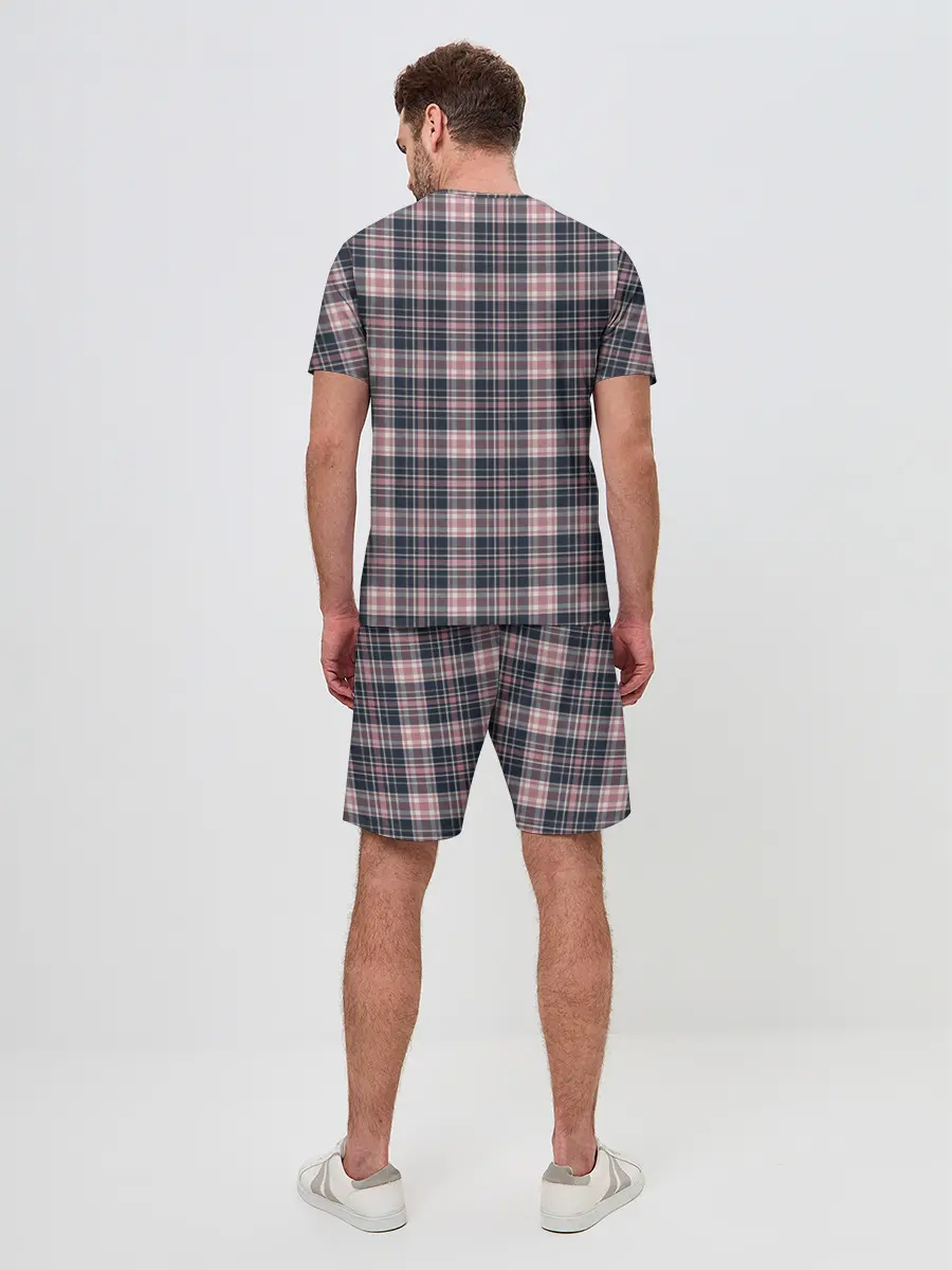 Мужской костюм с шортами / Клеточный узор