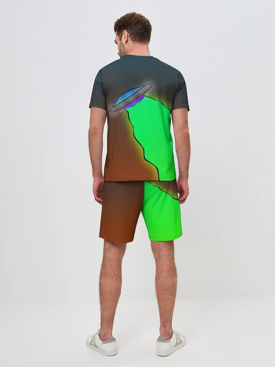 Мужской костюм с шортами / НЛО