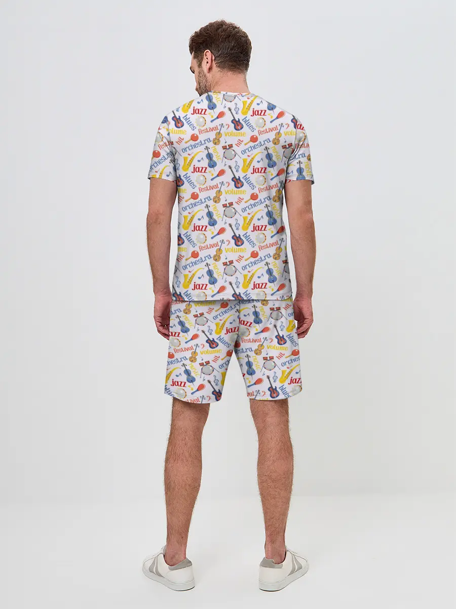 Мужской костюм с шортами / Музыка