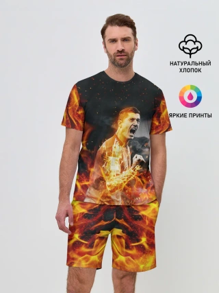 Мужской костюм с шортами / РОБЕРТ ЛЕВАНДОВСКИ / ОГОНЬ