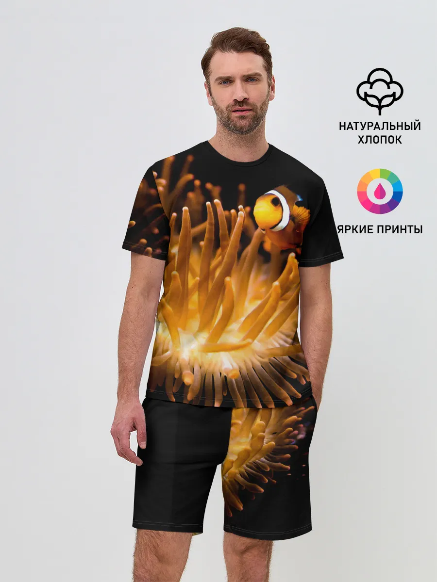 Мужской костюм с шортами / Клоуны в актинии