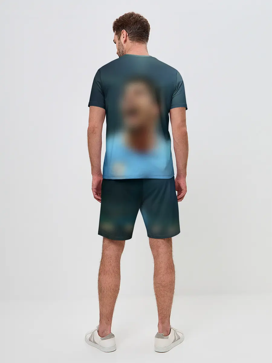 Мужской костюм с шортами / Луис Альберто