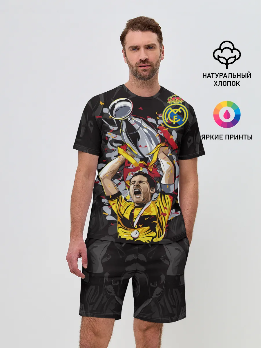 Мужской костюм с шортами / Икер Касильяс