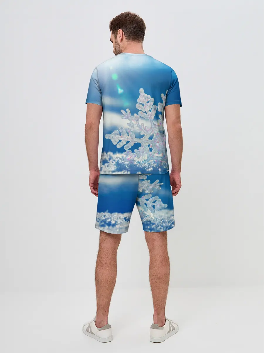 Мужской костюм с шортами / Снег