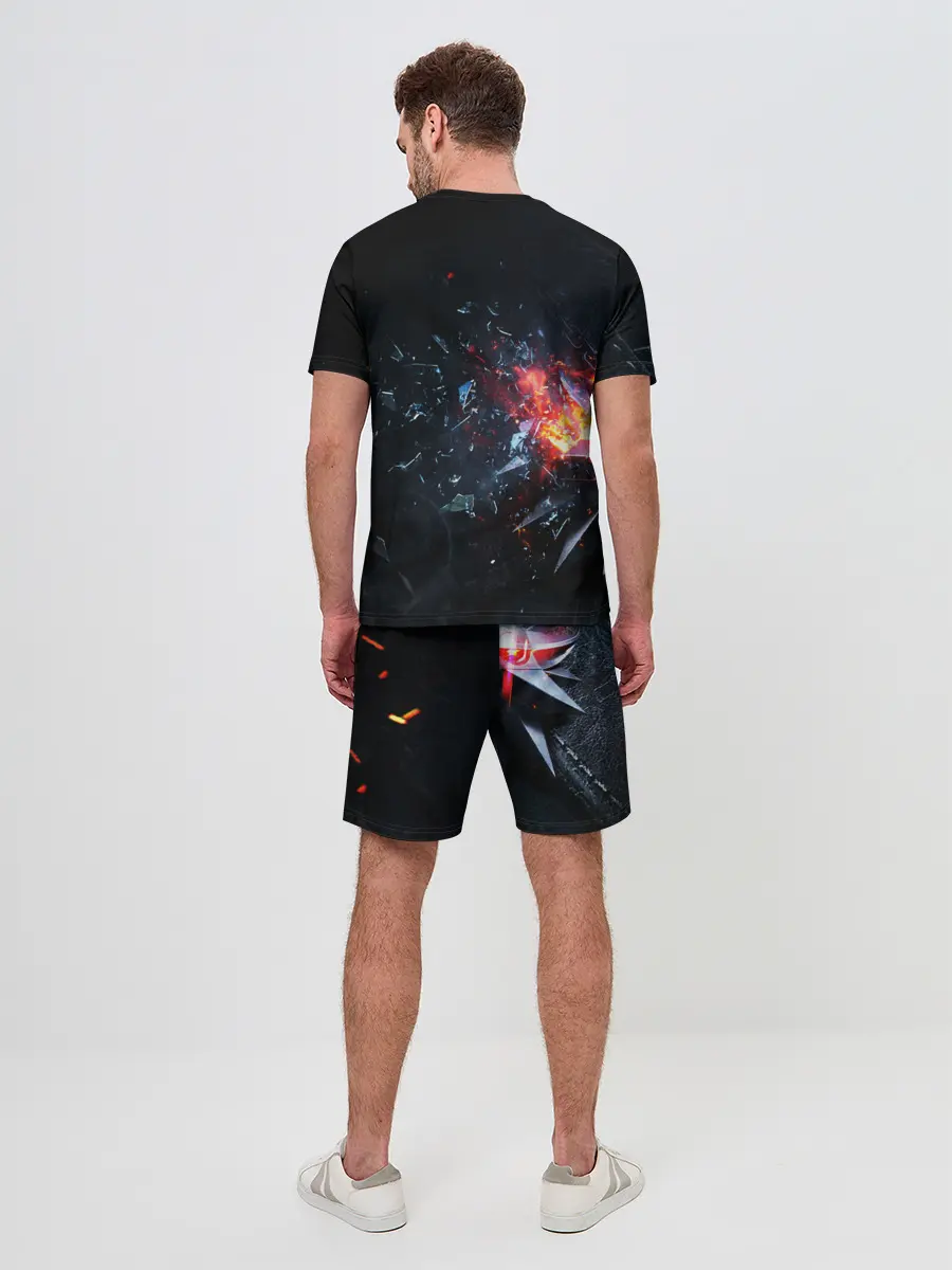 Мужской костюм с шортами / МЕДАЛЬОН ВЕДЬМАКА