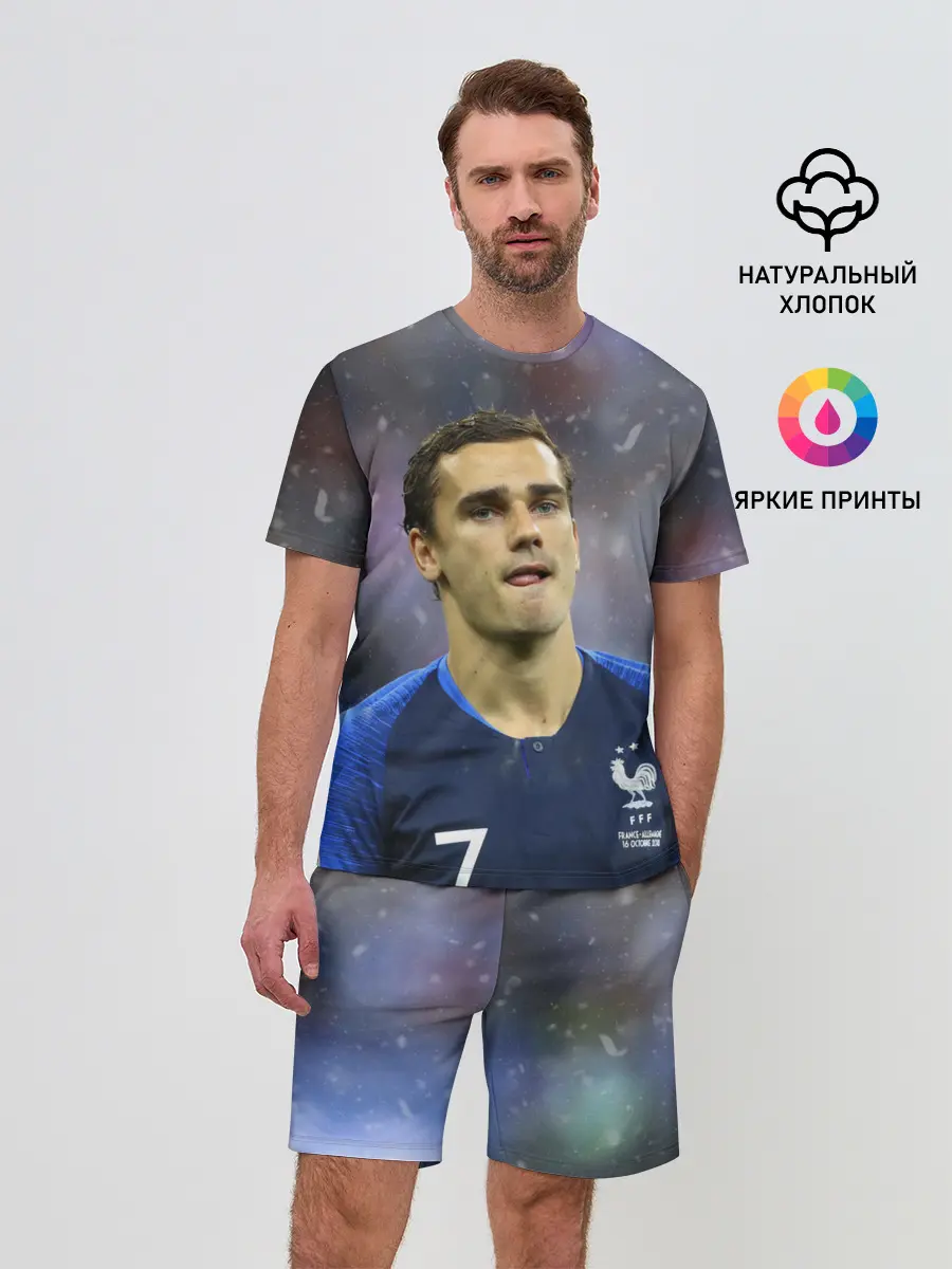 Мужской костюм с шортами / Антуан Гризманн