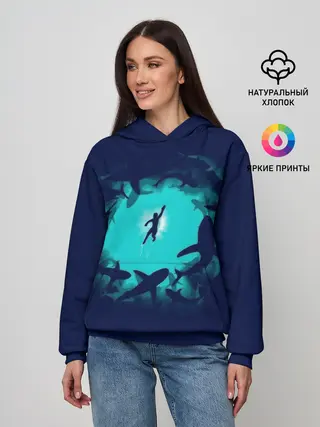 Женское худи / Swimming in the sea