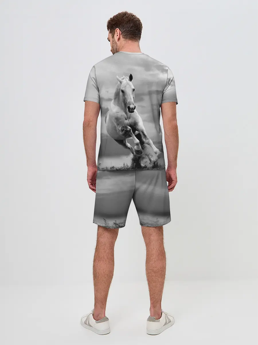 Мужской костюм с шортами / Белая лошадь