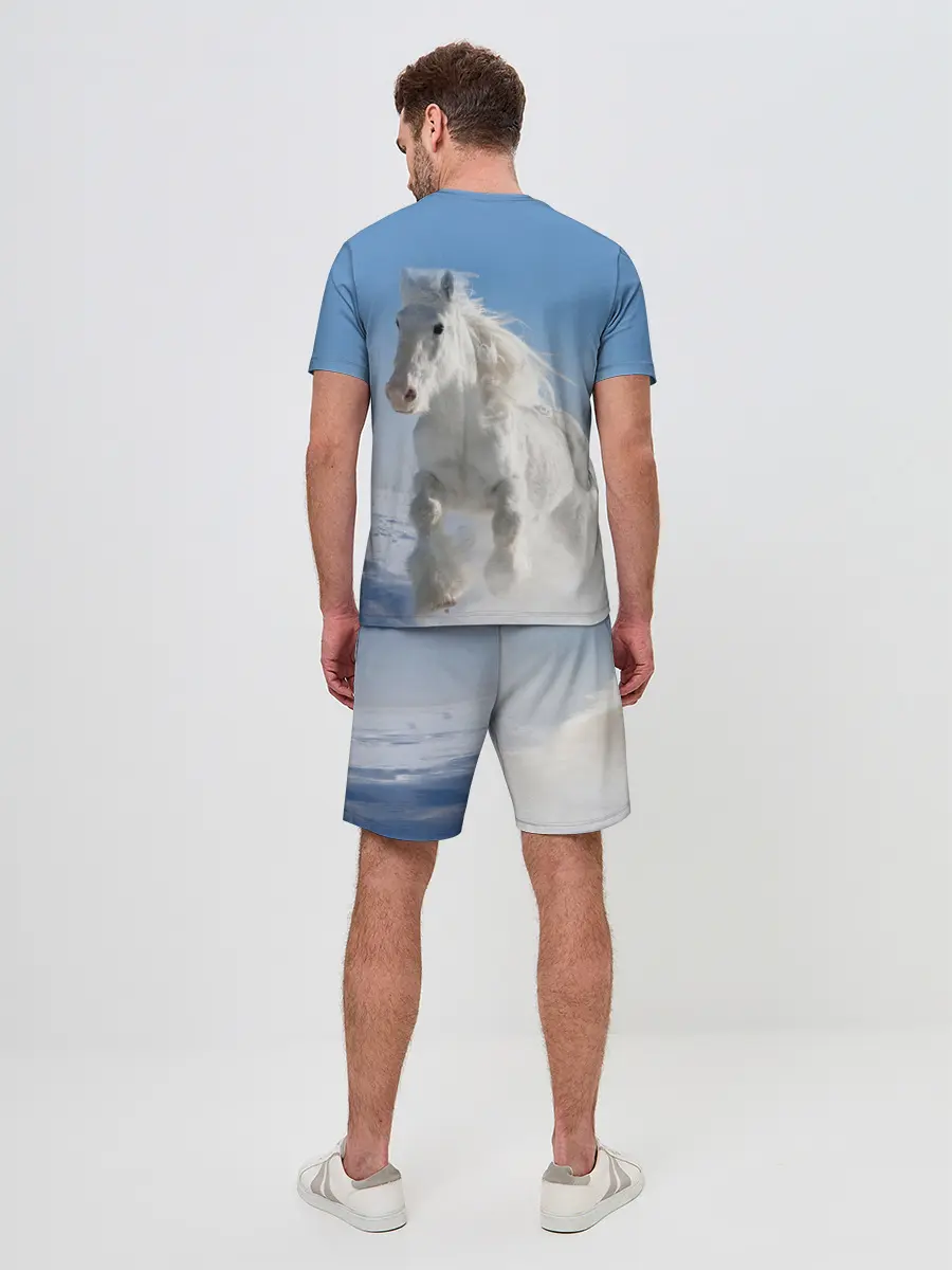 Мужской костюм с шортами / Белый скакун