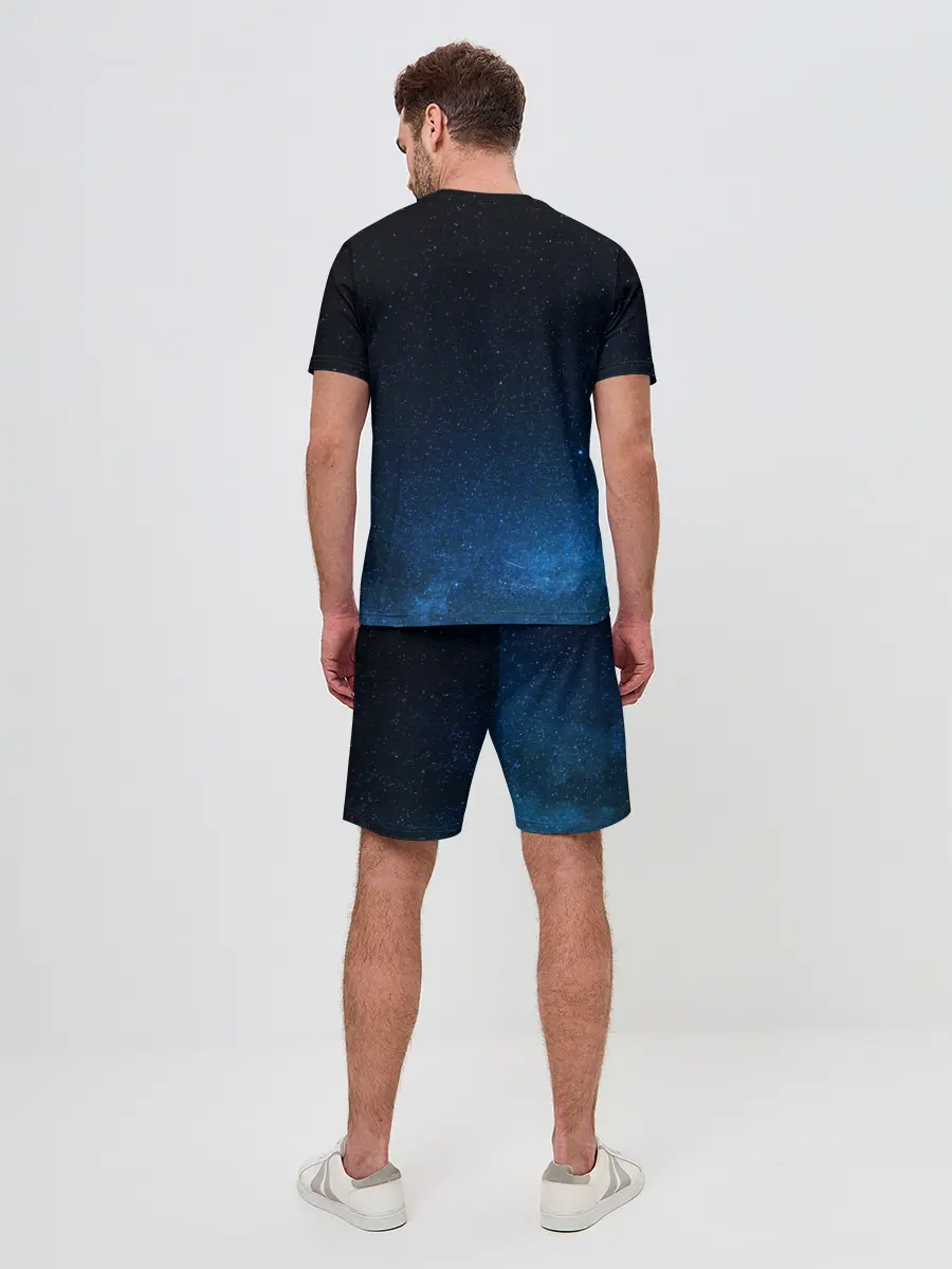 Мужской костюм с шортами / люди в черном