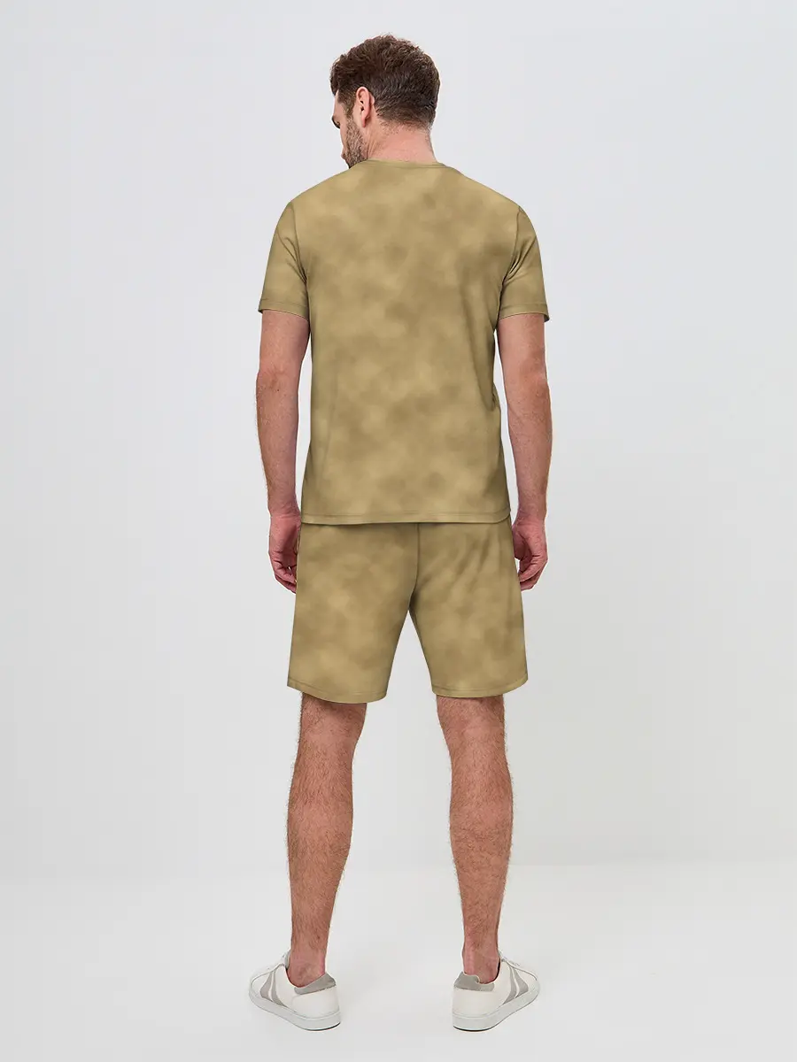 Мужской костюм с шортами / Лев