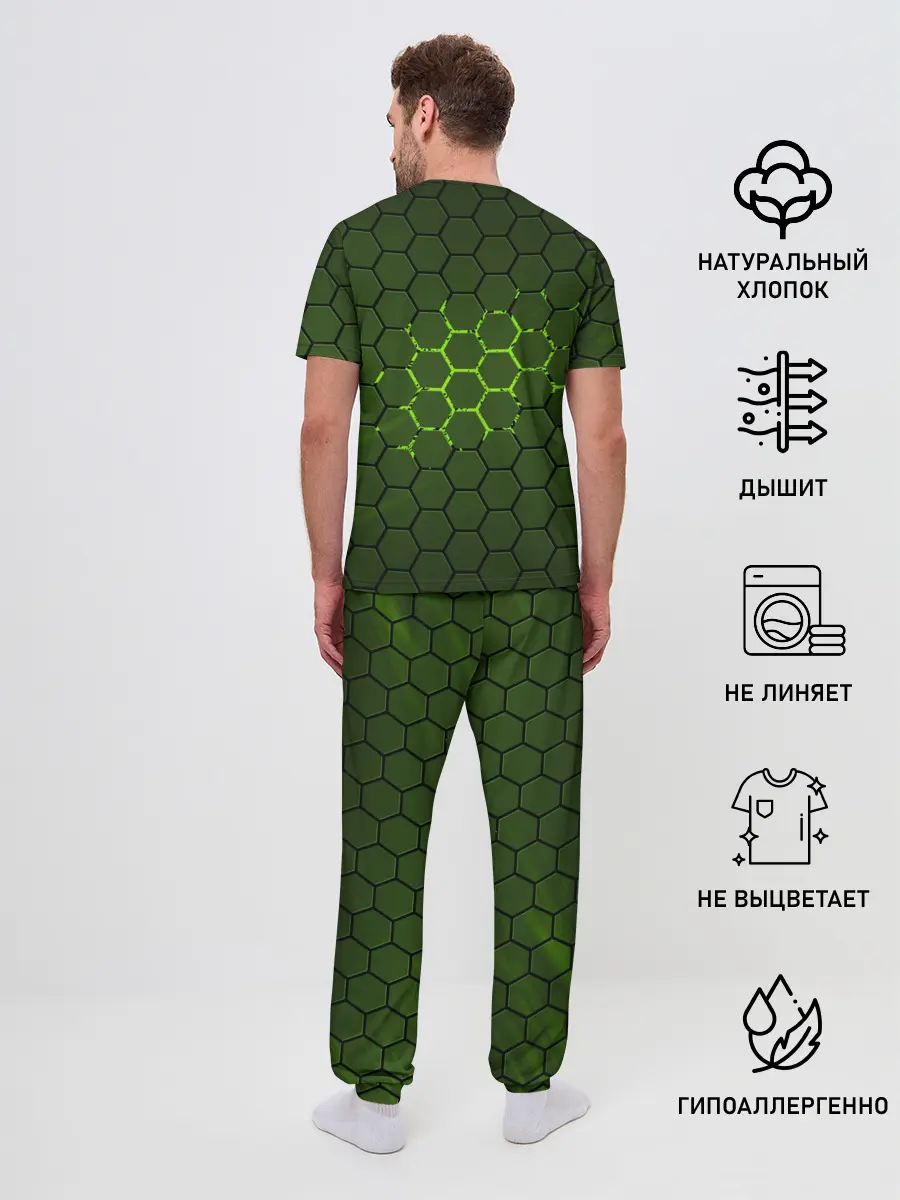 Мужская пижама с брюками / Russia