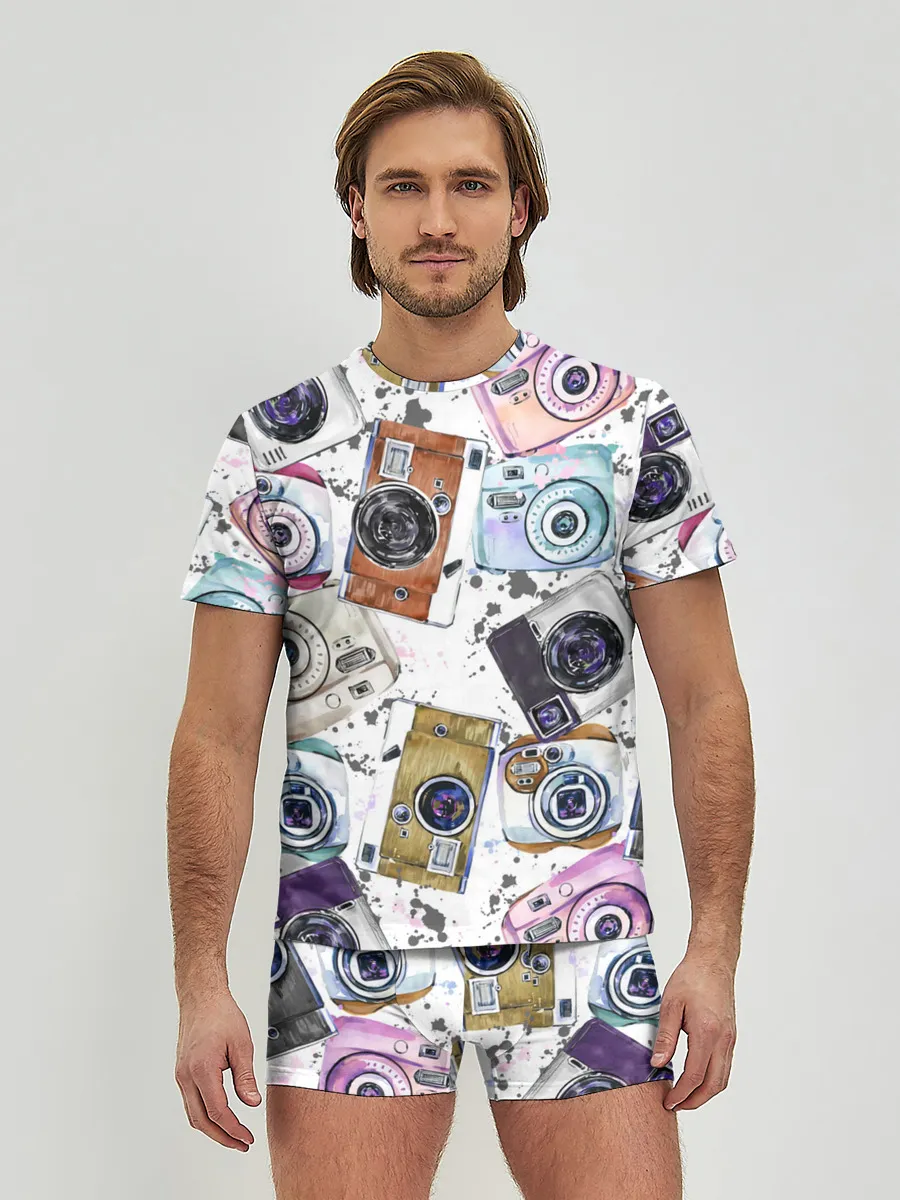 Мужские трусы с футболкой / Старинные фотоаппараты