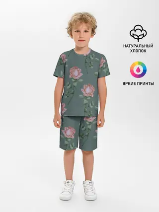 Детская пижама с шортами / Красные розы на зеленом фоне