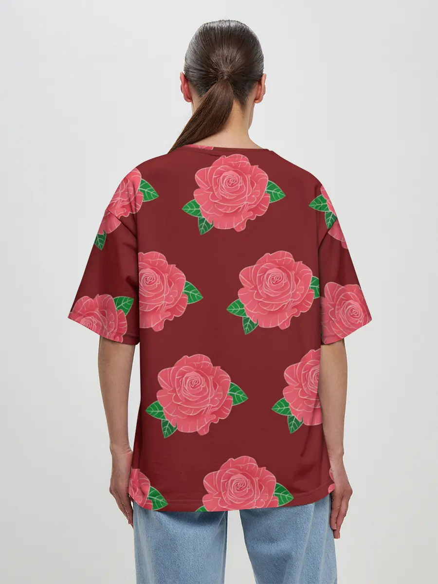 Женская футболка оверсайз / Розы на красном