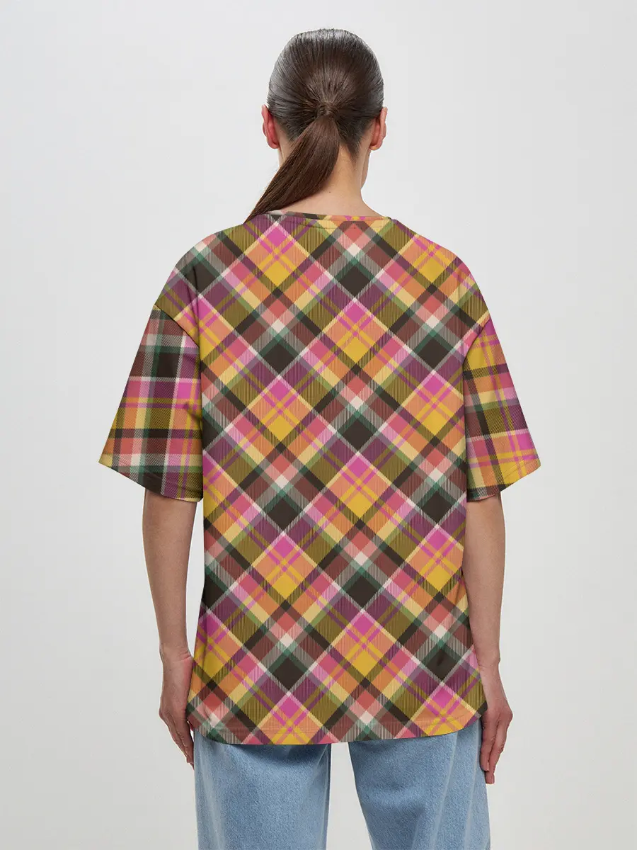 Женская футболка оверсайз / Клеточный узор