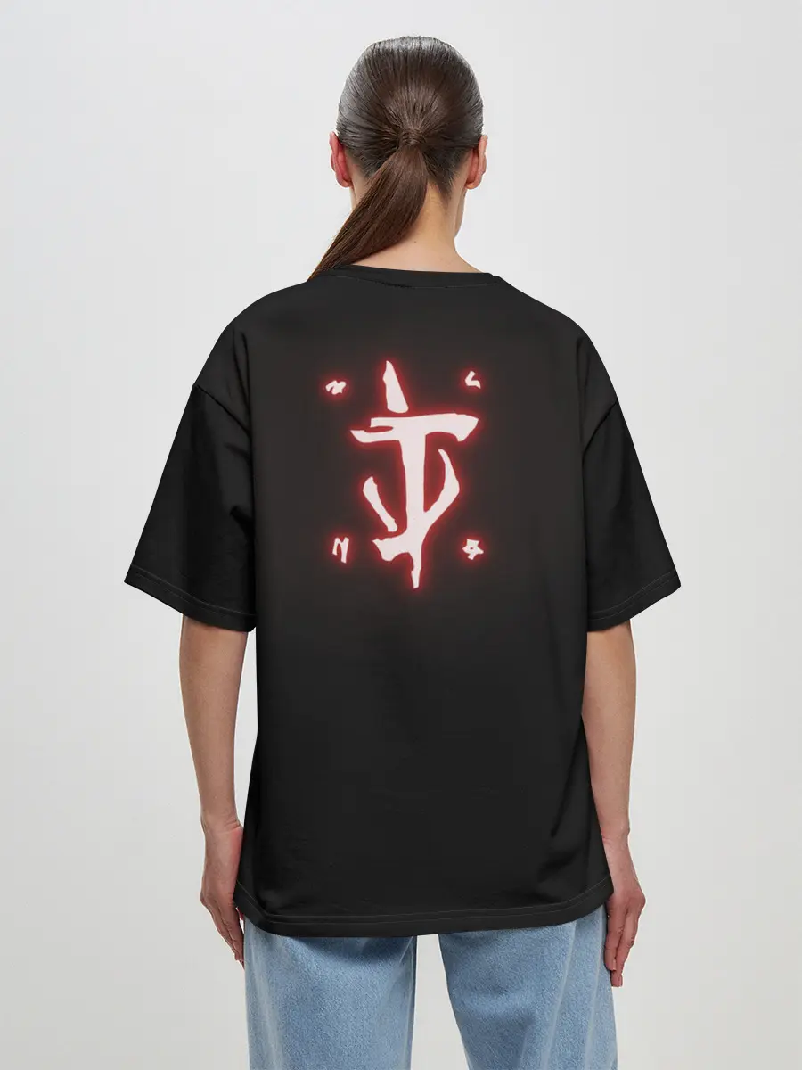 Женская футболка оверсайз / DOOM