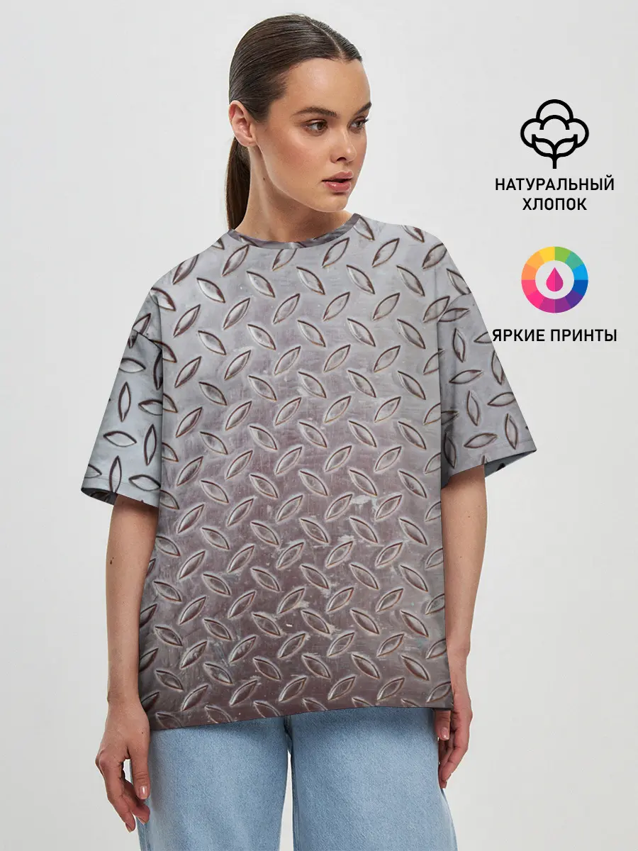 Женская футболка оверсайз / Стальной костюм