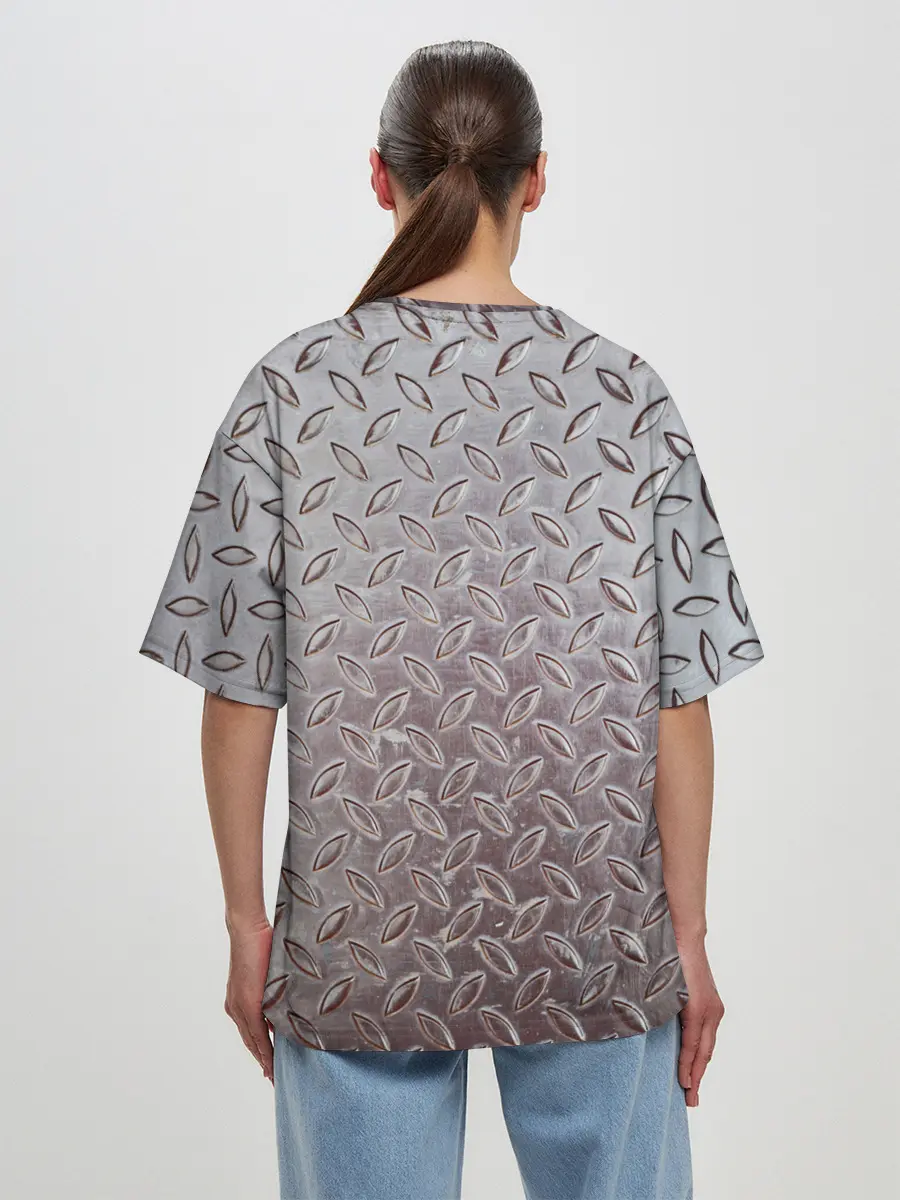 Женская футболка оверсайз / Стальной костюм