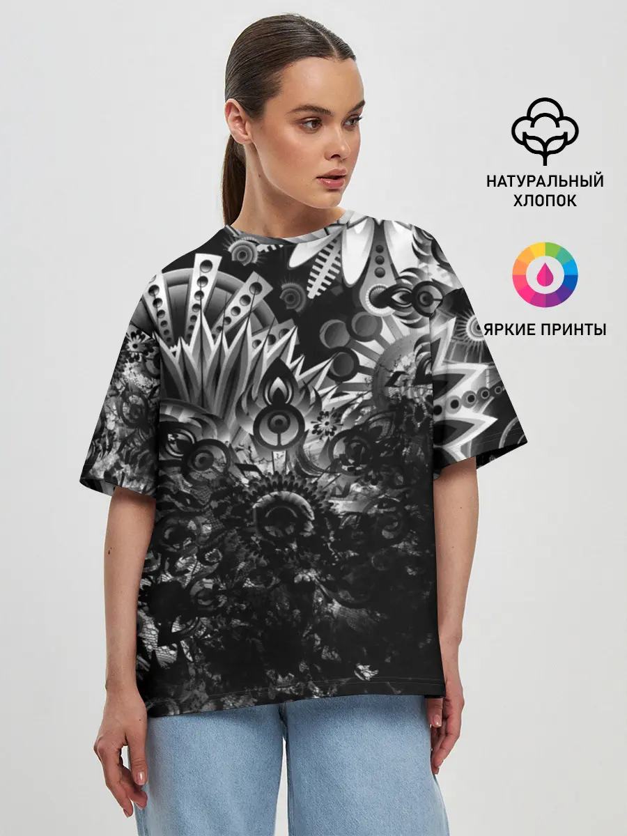 Женская футболка оверсайз / Floral Pattern