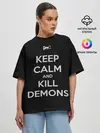 Женская футболка оверсайз / Расслабься и убивай демонов