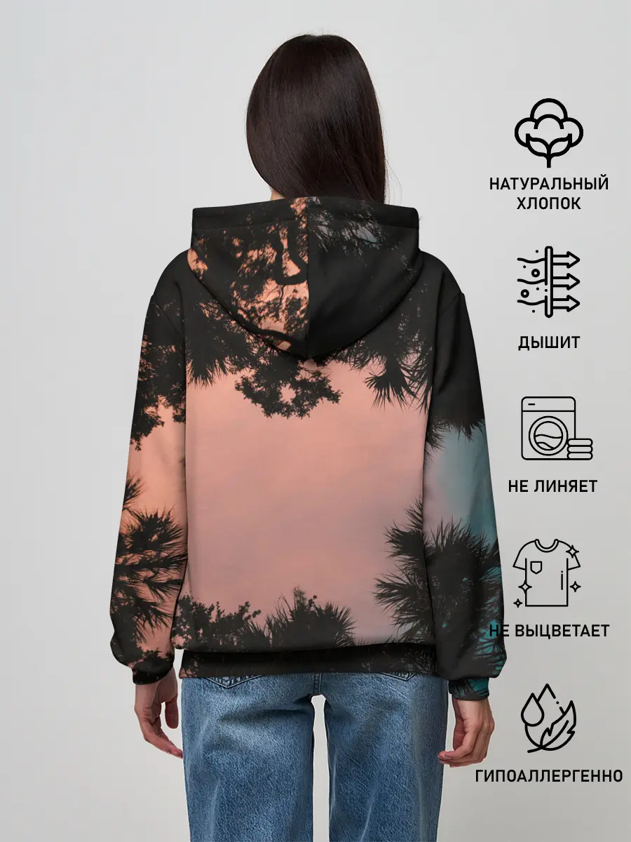 Женское худи / Пальмы вид снизу закат