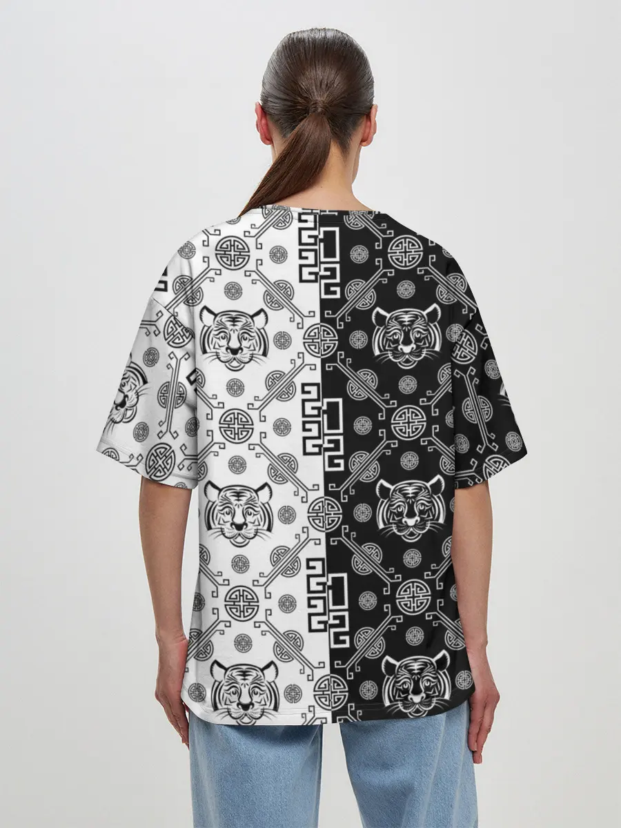 Женская футболка оверсайз / Тигры в китайском стиле