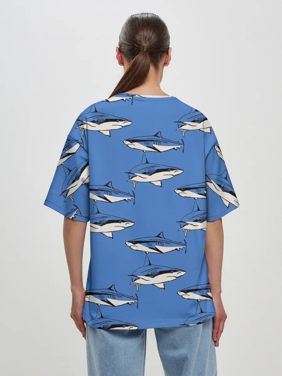 Женская футболка оверсайз / Акулы Паттерн