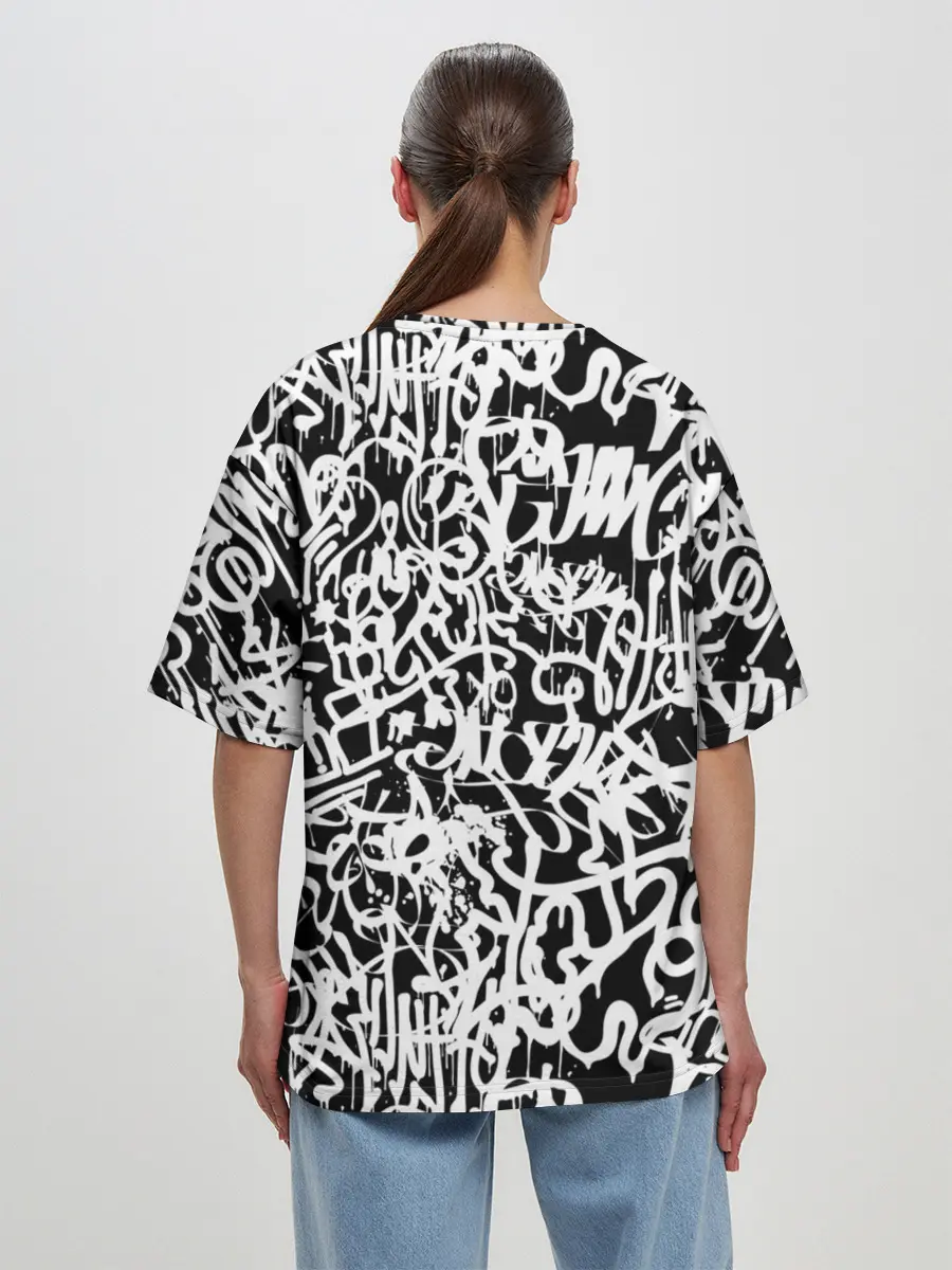 Женская футболка оверсайз / Graffiti white on black