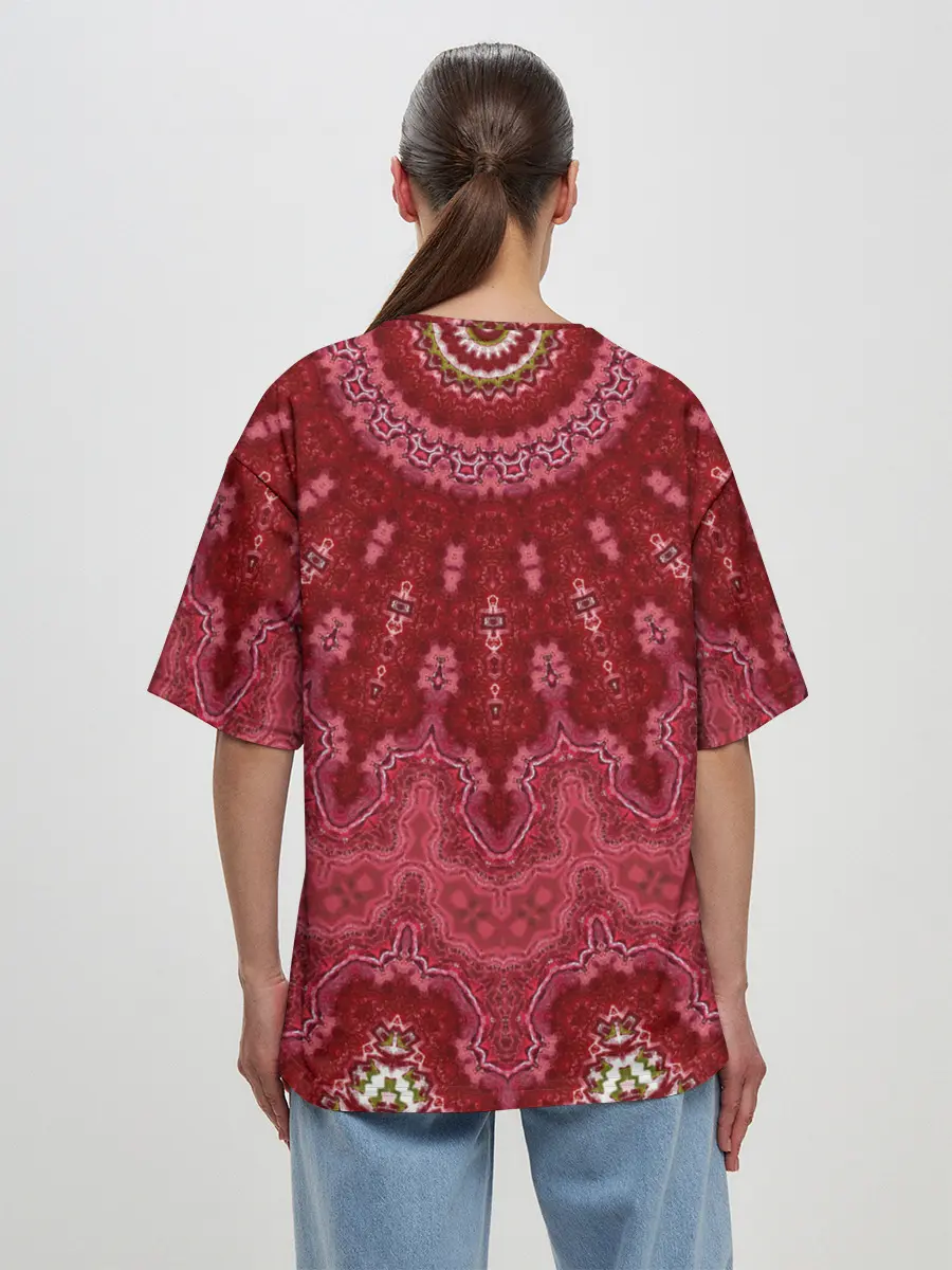 Женская футболка оверсайз / Красно-розовый калейдоскоп