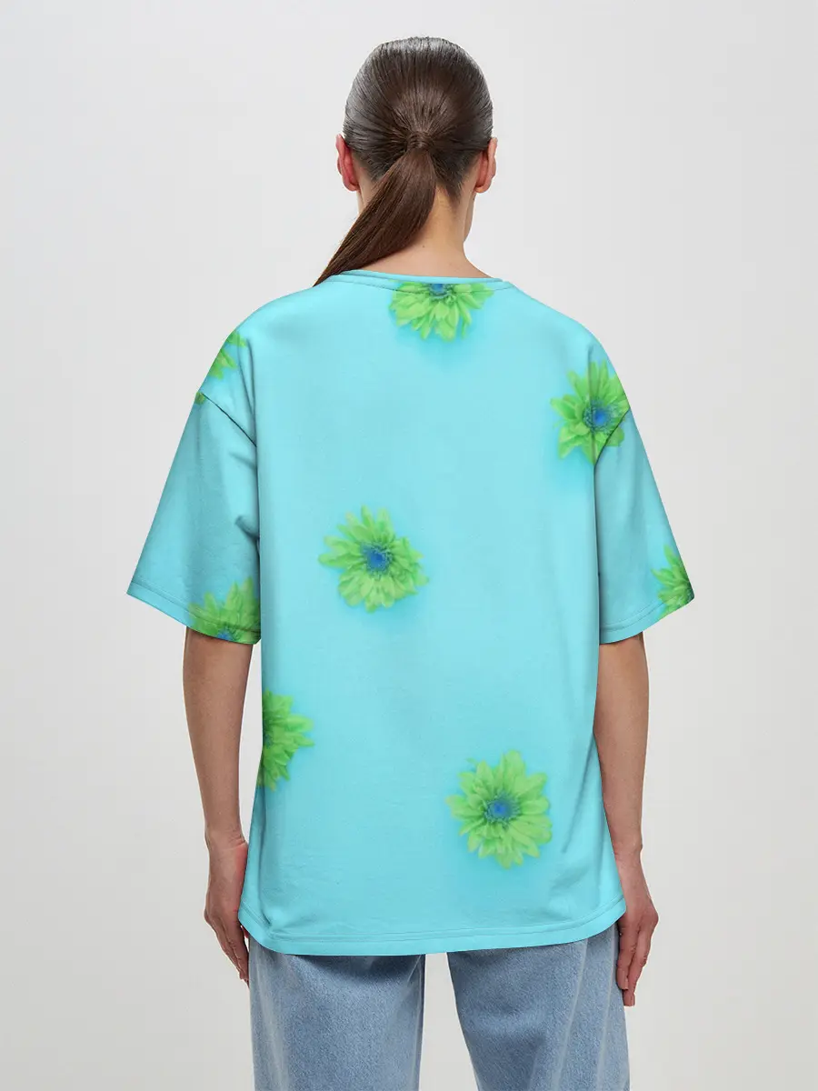 Женская футболка оверсайз / Зеленые Цветочки