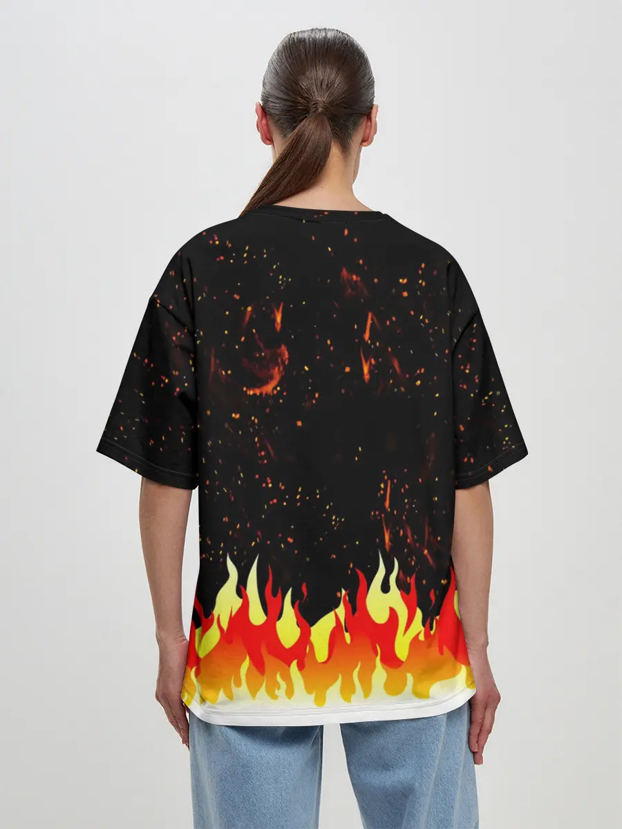 Женская футболка оверсайз / Пылающий Череп