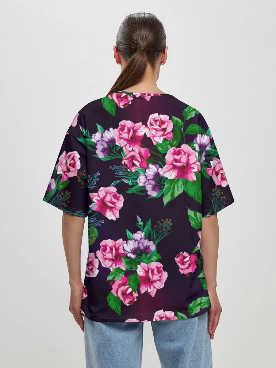 Женская футболка оверсайз / Розы