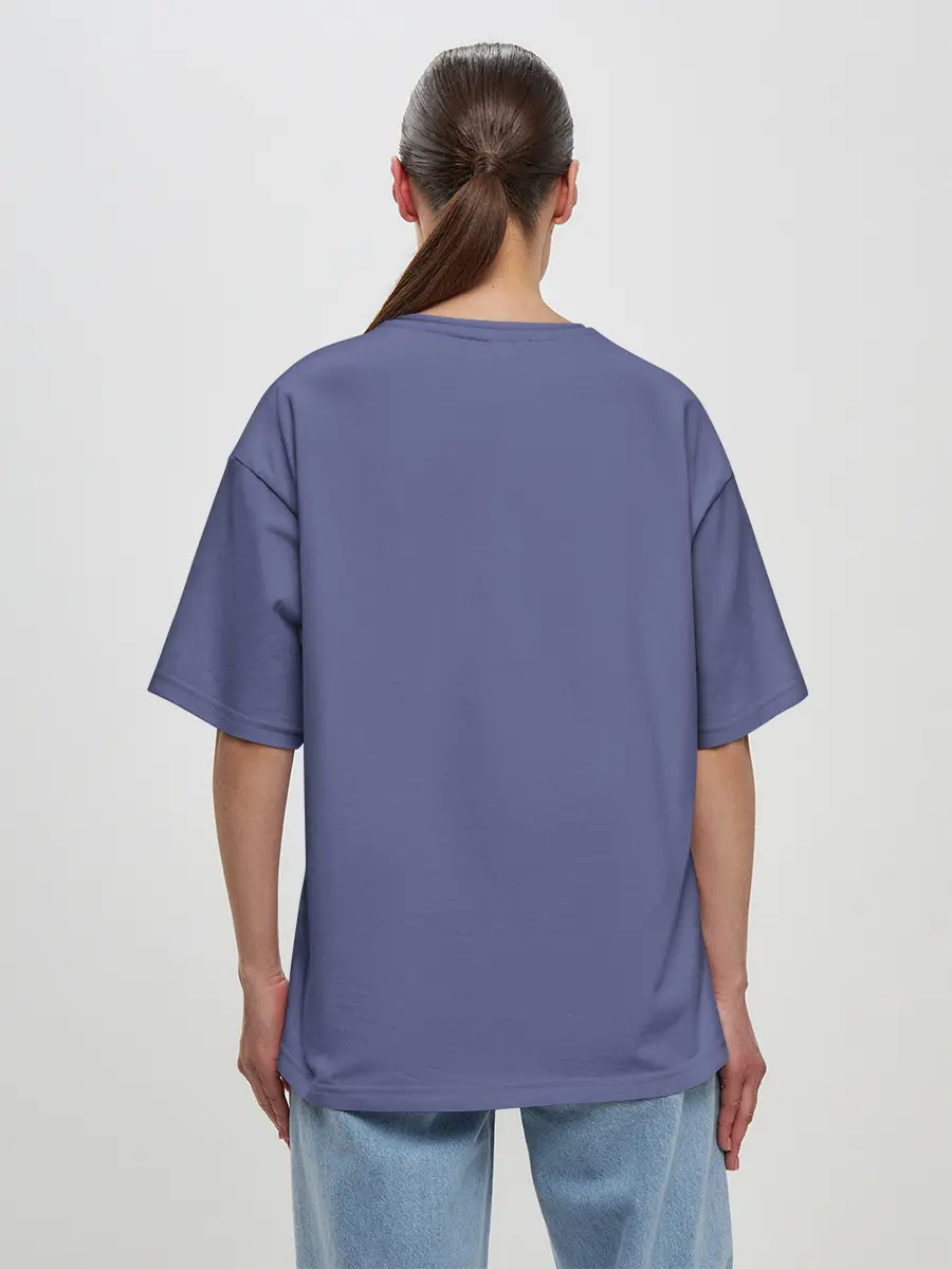 Женская футболка оверсайз / Хэнк танцует