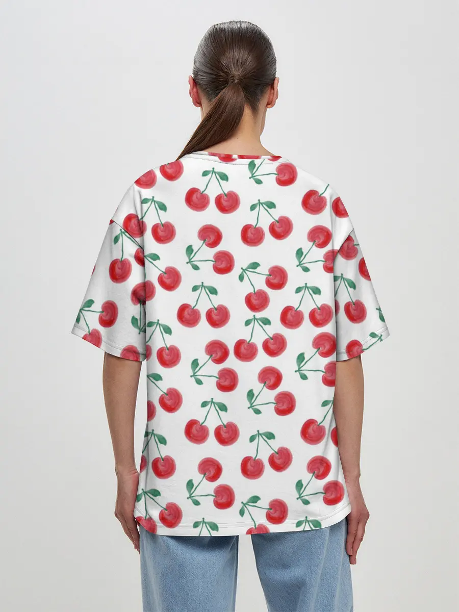 Женская футболка оверсайз / Вишневое настроение