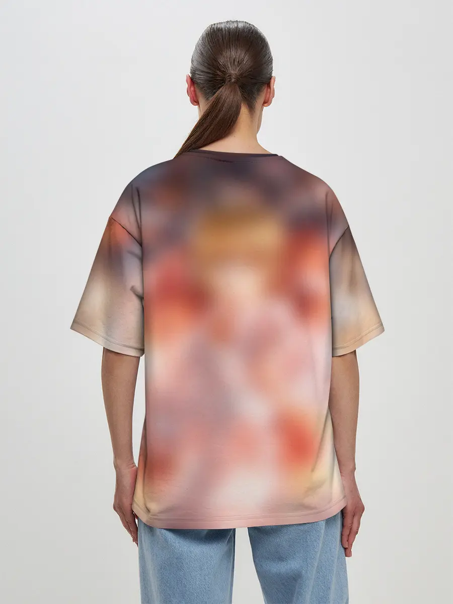 Женская футболка оверсайз / БЕЗДОМНЫЙ БОГ. Юкинэ в цветах