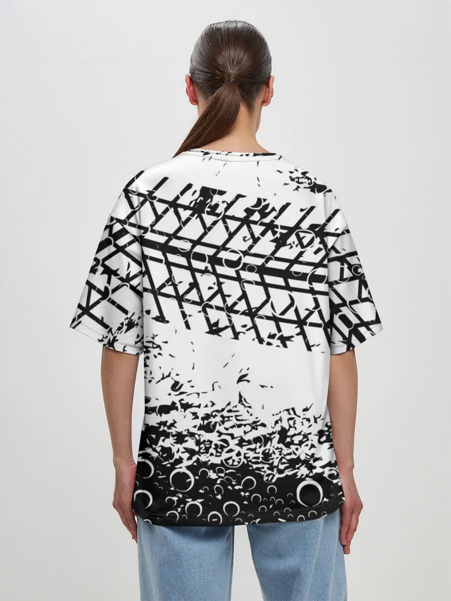 Женская футболка оверсайз / BMW.