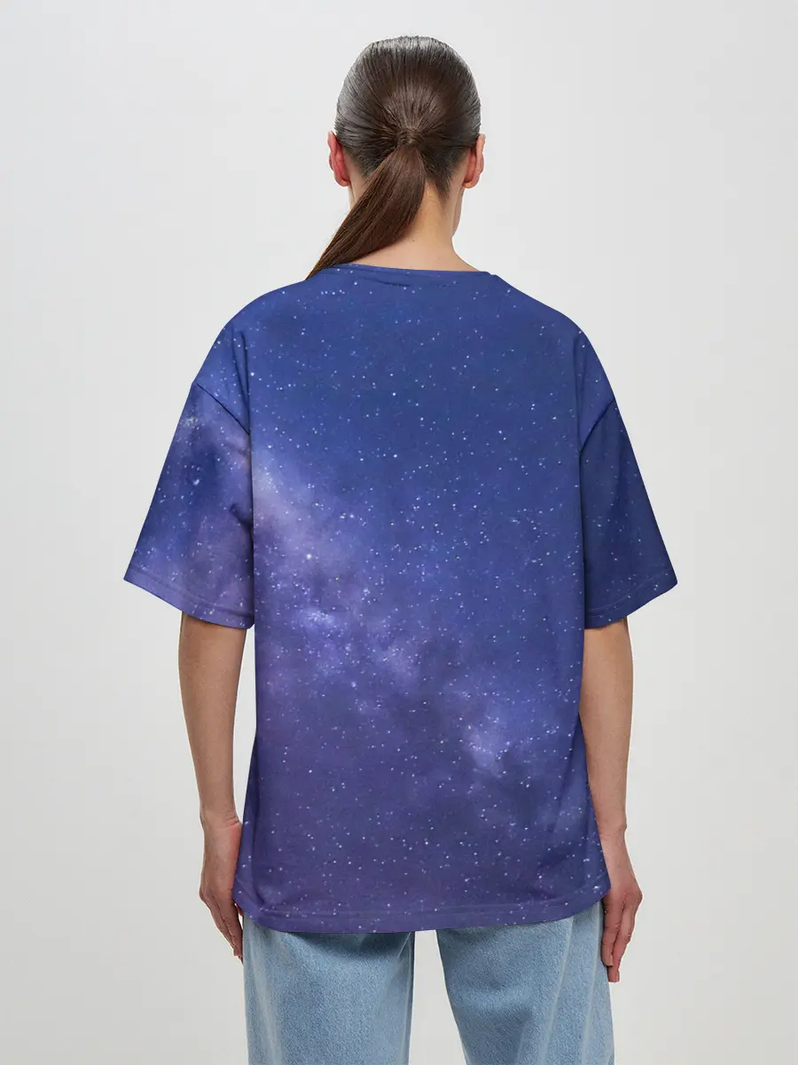 Женская футболка оверсайз / Voyager