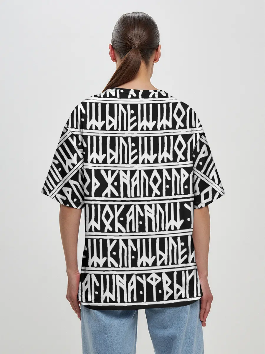 Женская футболка оверсайз / Runic