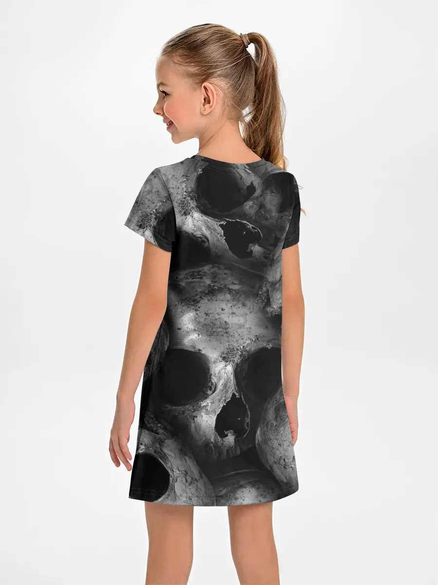 Детское платье / Черепа