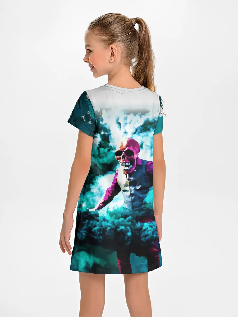 Детское платье / Череп в дыму