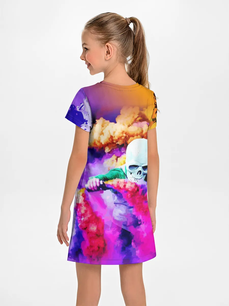 Детское платье / Череп в дыму