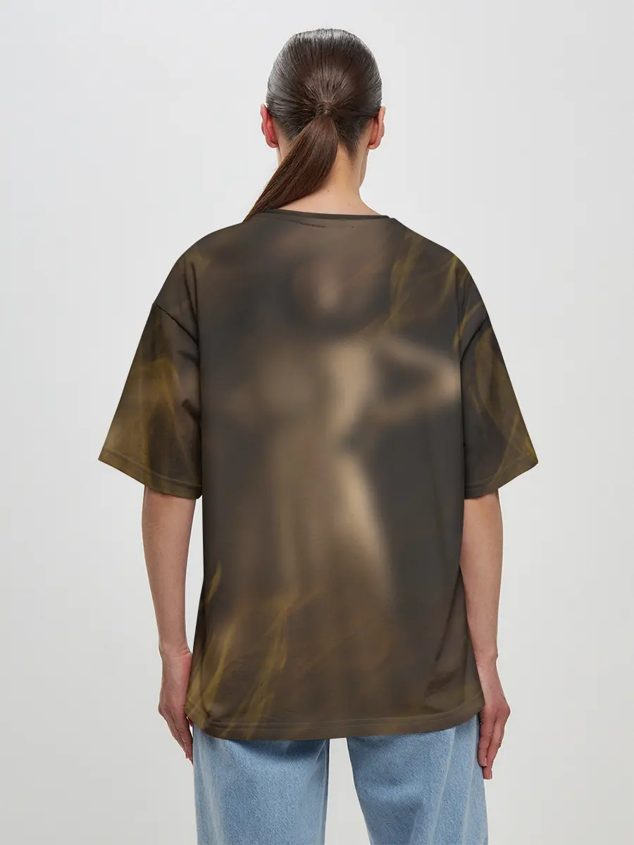 Женская футболка оверсайз / RESIDENT EVIL VILLAGE | ЛЕДИ ДИМИТРЕСКУ