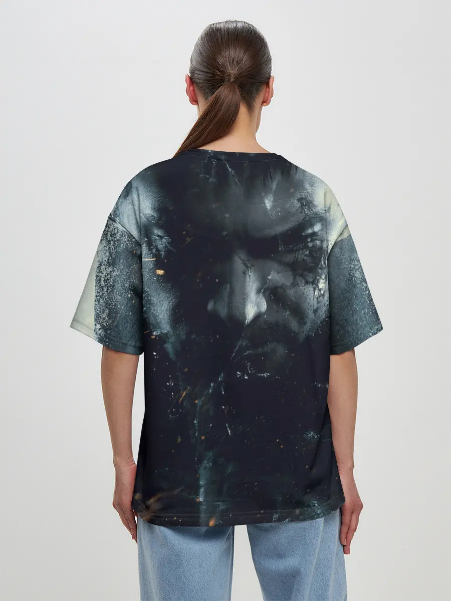 Женская футболка оверсайз / Итан Уинтерс