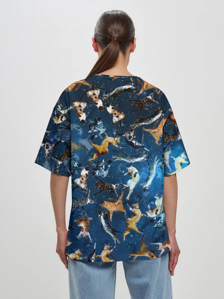 Женская футболка оверсайз / Космические коты